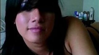 Sexy brunette TS on cam porn video